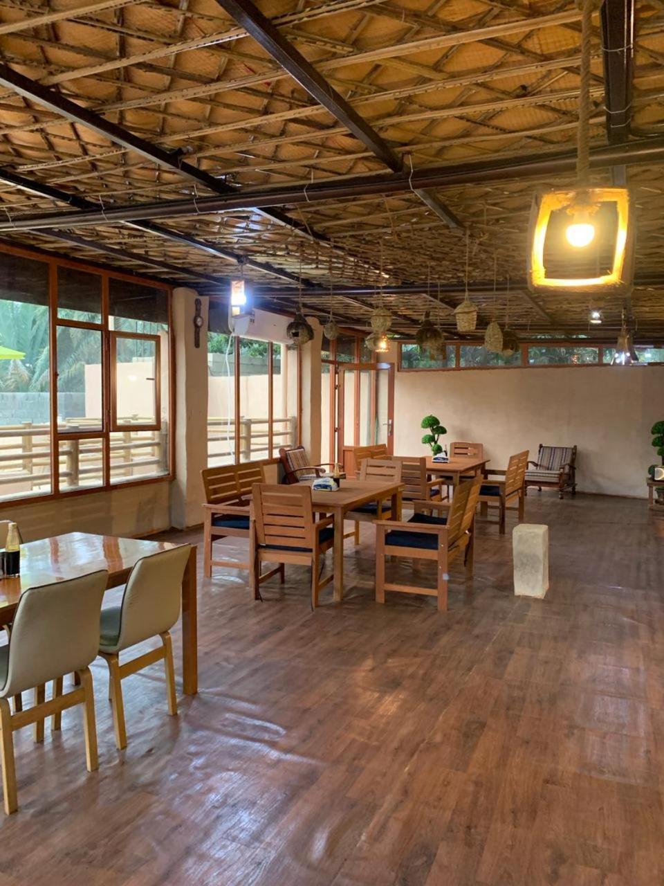 بيت نُزل السلام Bait Salam Inn Al Ḩamrāʼ Exteriör bild