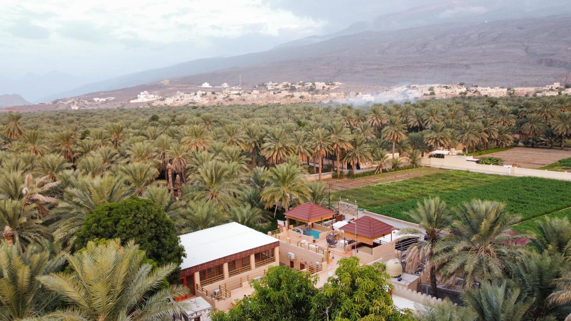 بيت نُزل السلام Bait Salam Inn Al Ḩamrāʼ Exteriör bild
