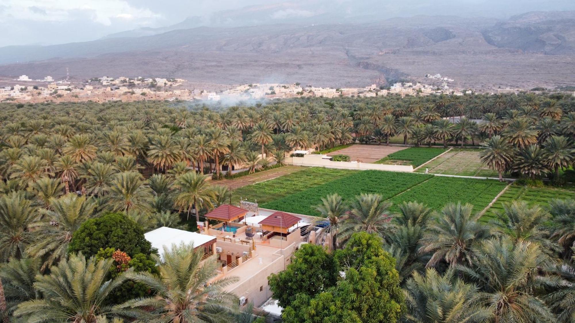بيت نُزل السلام Bait Salam Inn Al Ḩamrāʼ Exteriör bild