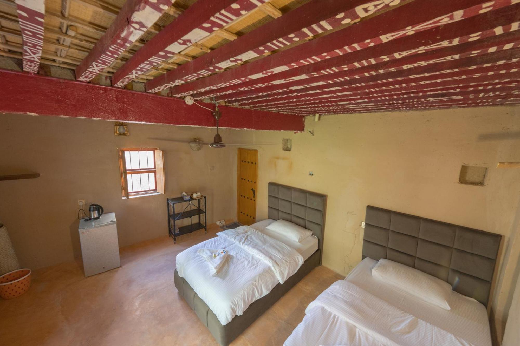 بيت نُزل السلام Bait Salam Inn Al Ḩamrāʼ Exteriör bild