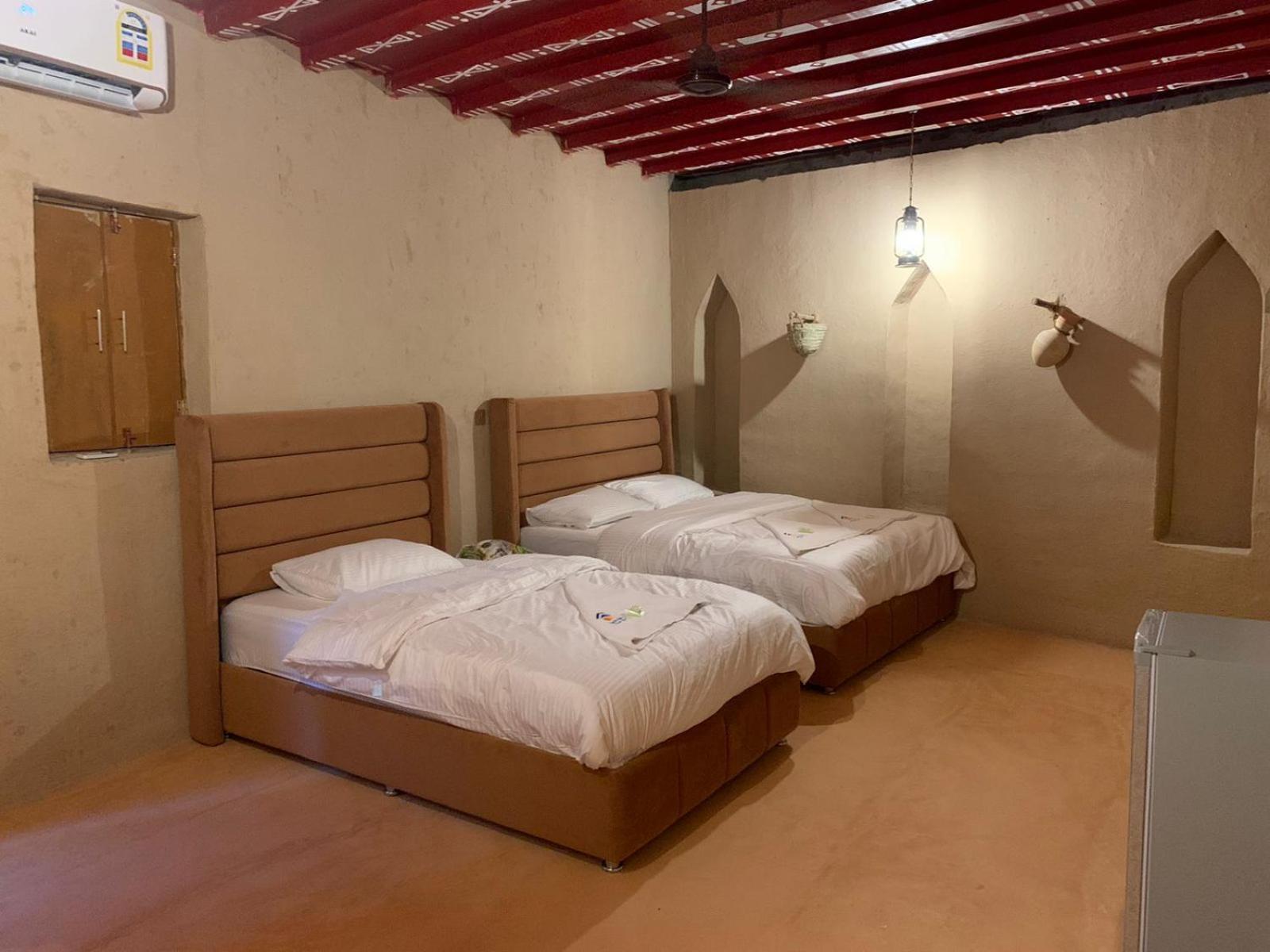 بيت نُزل السلام Bait Salam Inn Al Ḩamrāʼ Exteriör bild