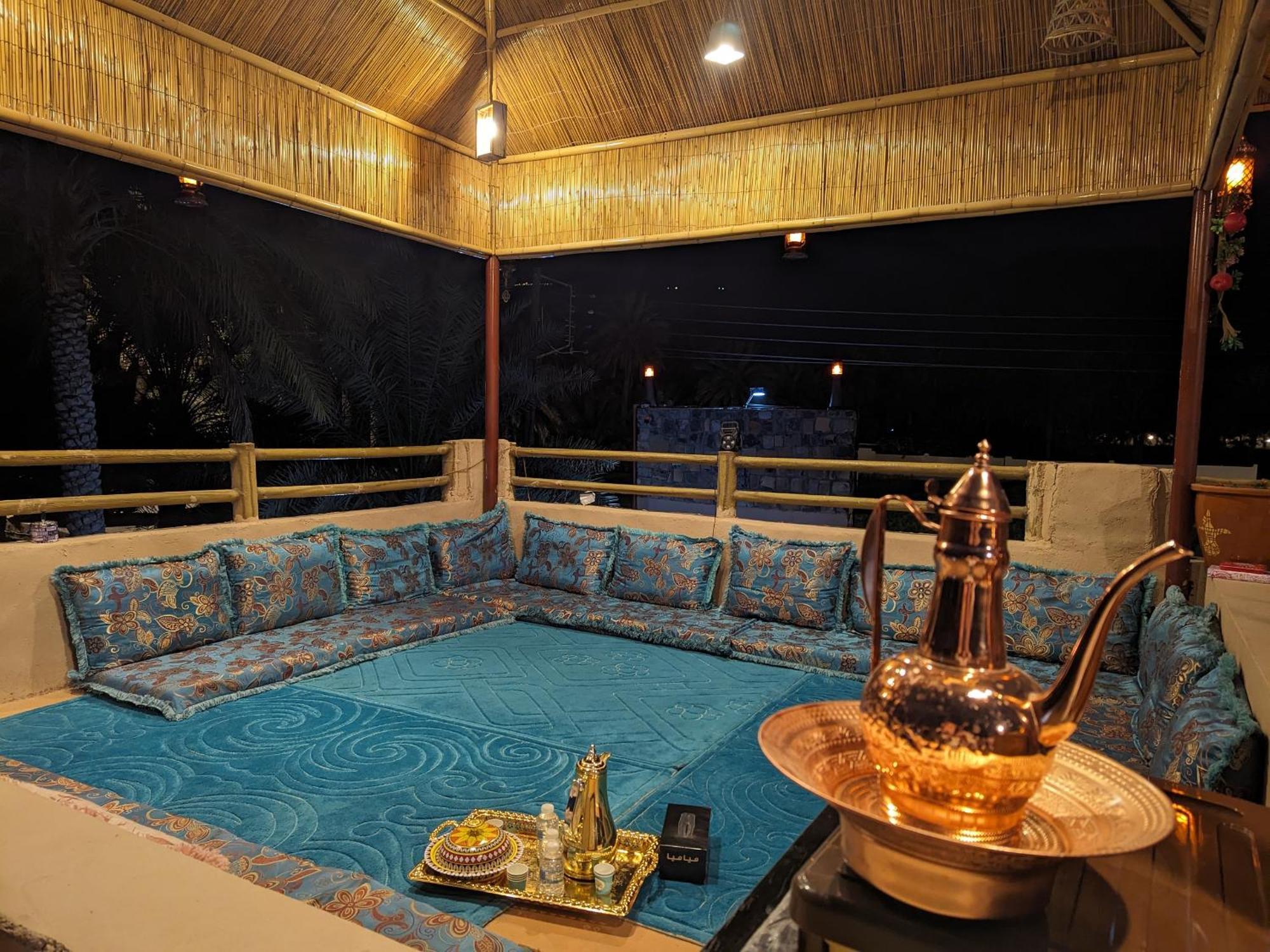 بيت نُزل السلام Bait Salam Inn Al Ḩamrāʼ Exteriör bild