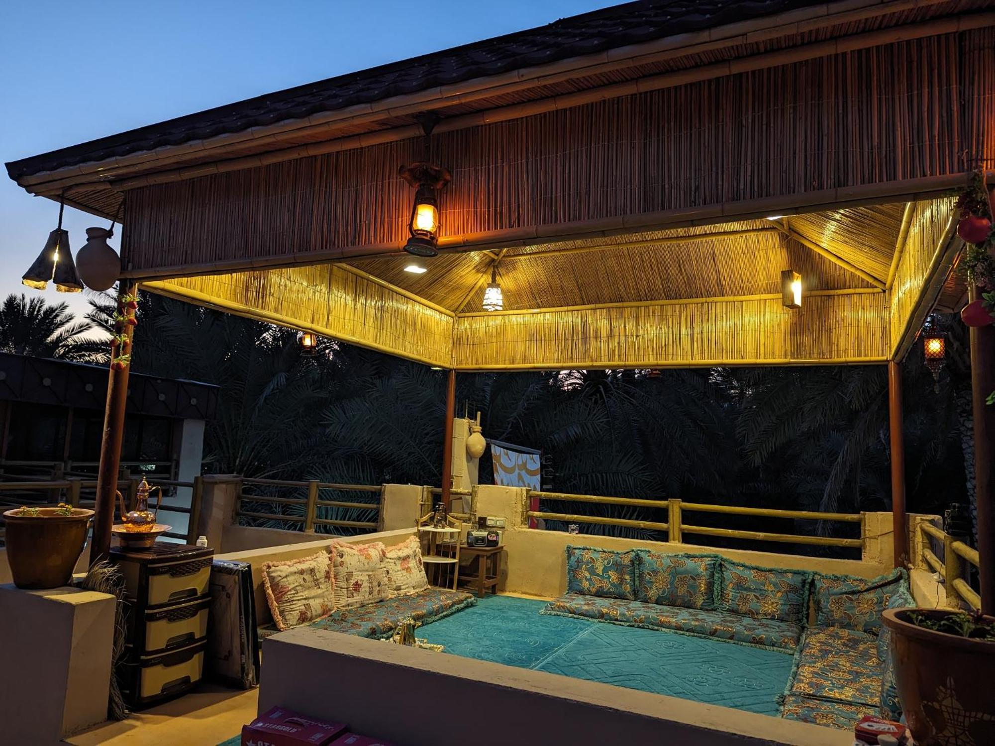 بيت نُزل السلام Bait Salam Inn Al Ḩamrāʼ Exteriör bild