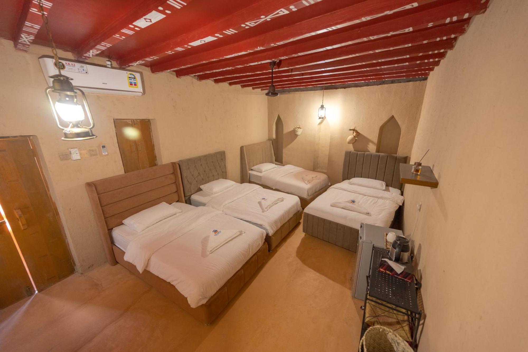 بيت نُزل السلام Bait Salam Inn Al Ḩamrāʼ Exteriör bild